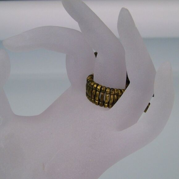 Dragonfly Ring Vintage Fashion Stretch Mirrored - Picture 4 of 5